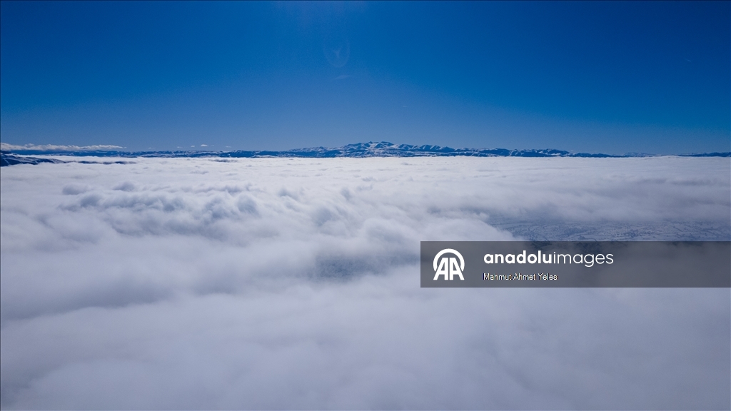 Şebinkarahisar'da kar ve sis