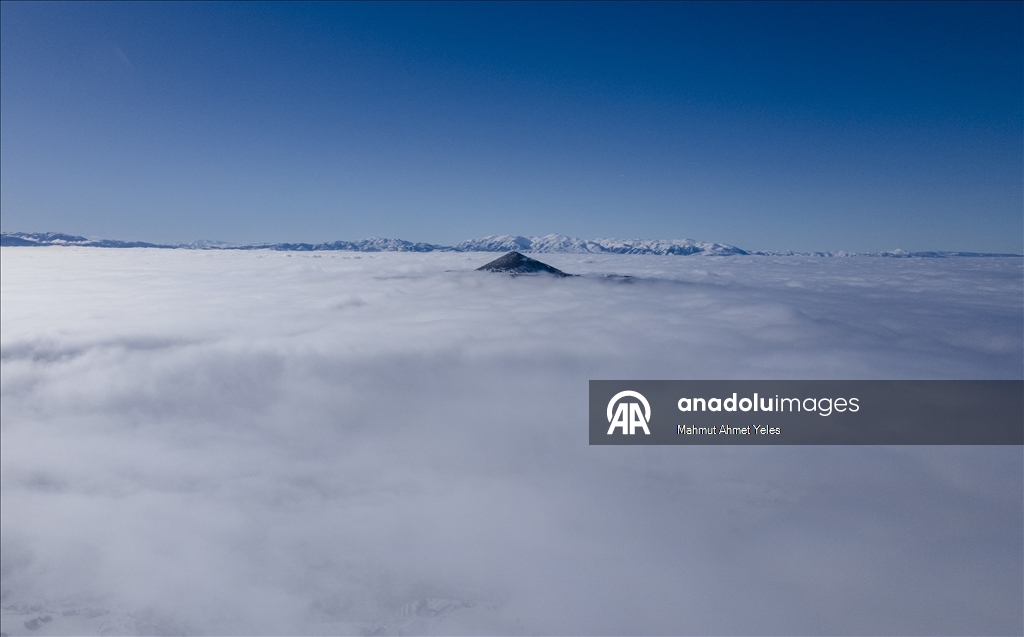 Şebinkarahisar'da kar ve sis