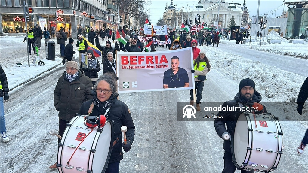 İsveç'te ABD'nin Venezuela'ya, İsrail'in Gazze'ye saldırıları protesto edildi