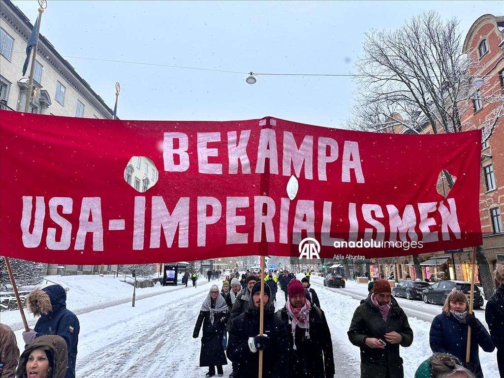 İsveç'te ABD'nin Venezuela'ya, İsrail'in Gazze'ye saldırıları protesto edildi