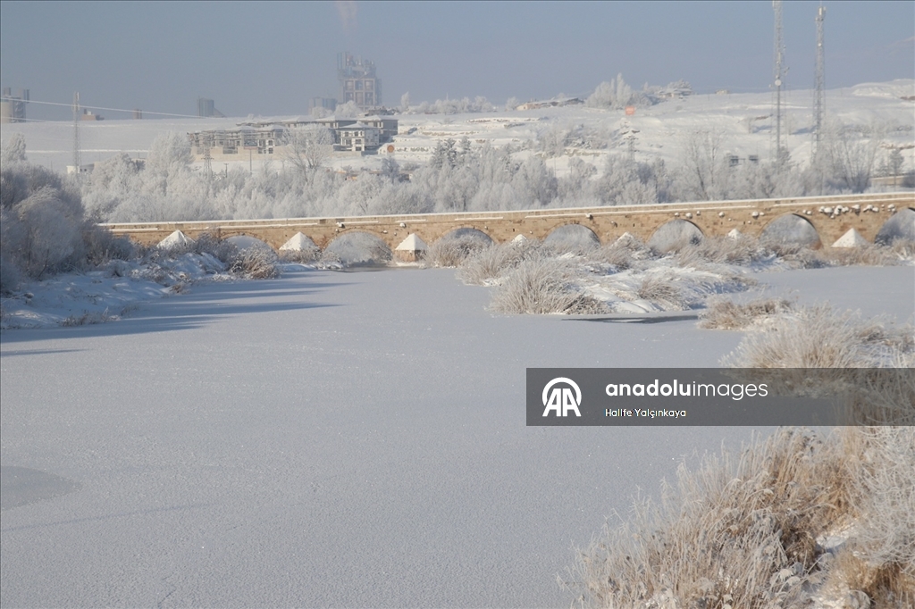 Sivas'ta soğuk hava etkili oluyor