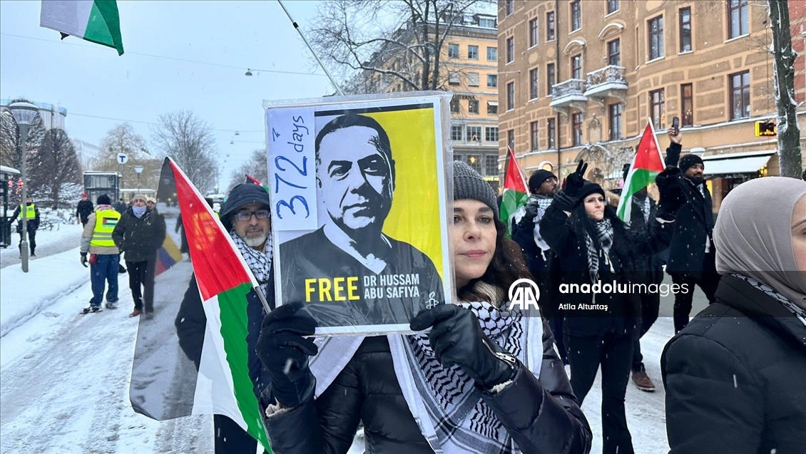 İsveç'te ABD'nin Venezuela'ya, İsrail'in Gazze'ye saldırıları protesto edildi