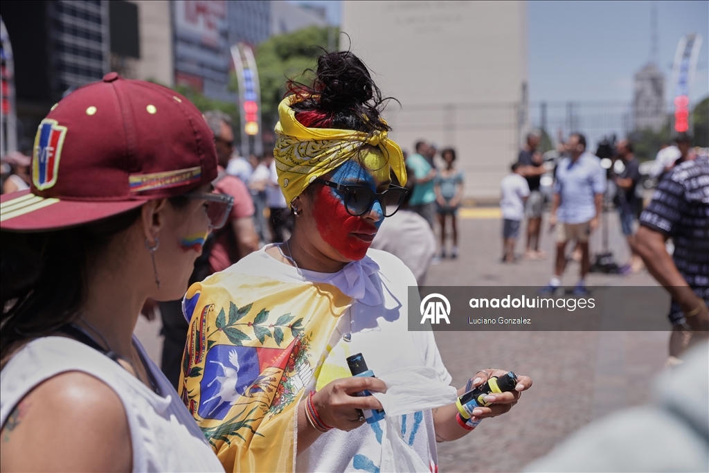 Arjantin'deki Venezuelalılar, ABD'nin askeri müdahalesini kutladı