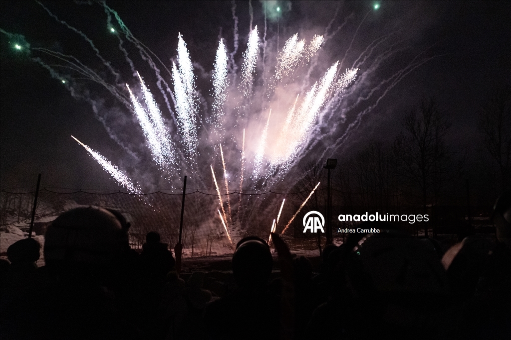 Alagna Valsesia’da Monte Rosa yamaçlarında meşaleli geçit düzenlendi