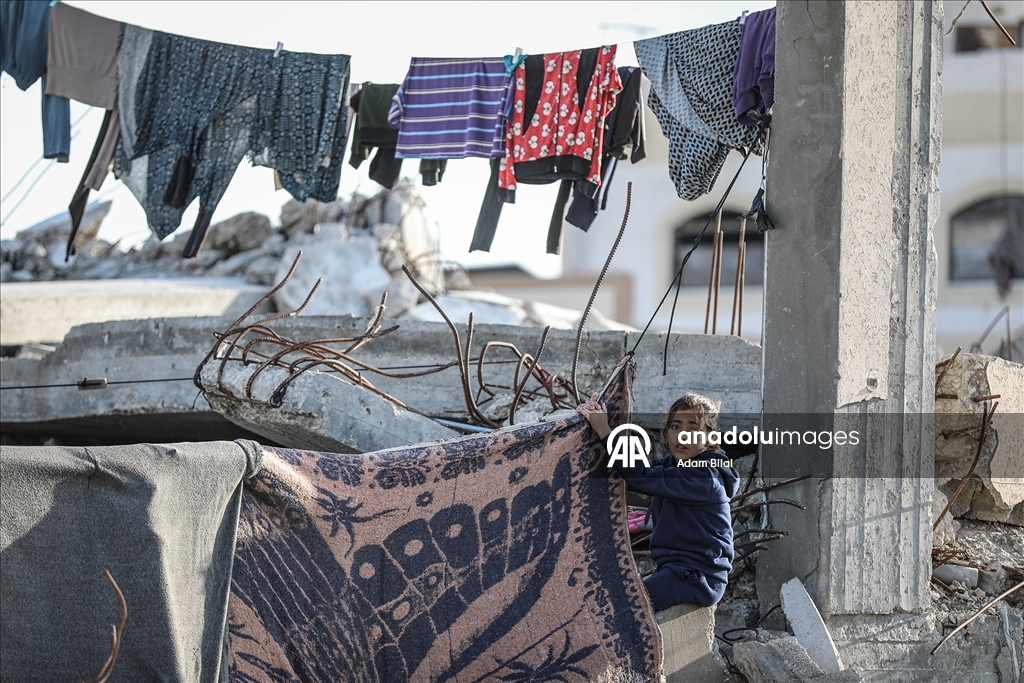 Суровые погодные условия осложняют жизнь перемещенных лиц в Газе