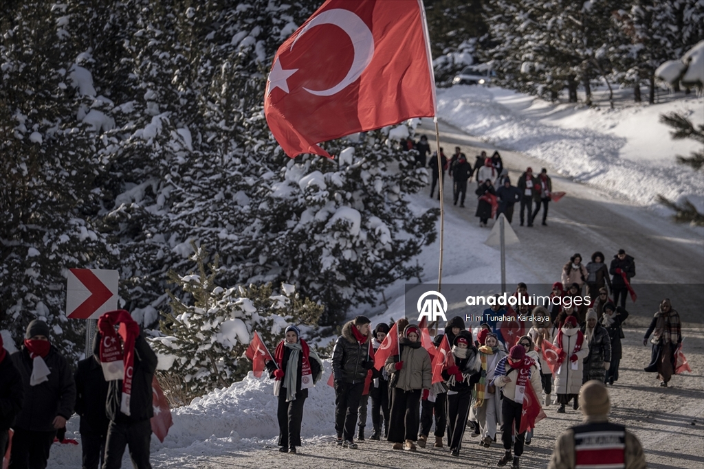 Türkiye, Sarıkamış şehitlerini anmak için Allahuekber Dağları'nda bir araya geldi