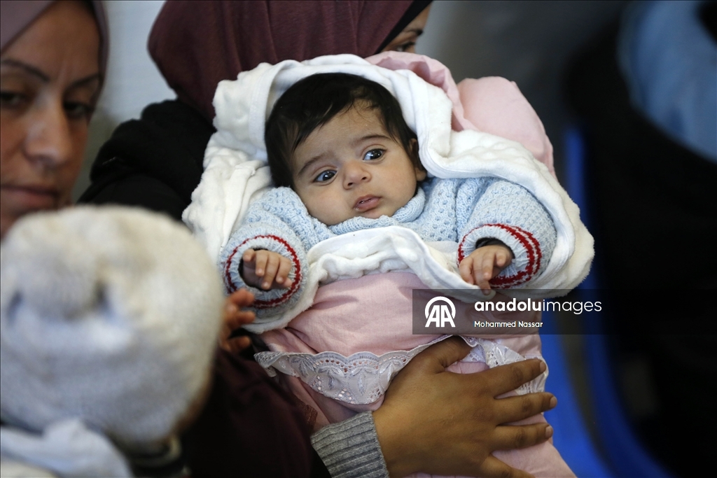 Gazze’de UNRWA kliniği, ilaç ve malzeme eksikliğine rağmen hizmet vermeyi sürdürüyor