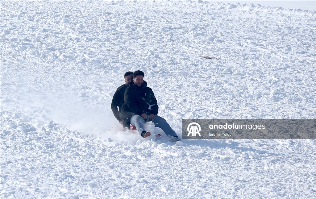 В турецком Муше начался горнолыжный сезон