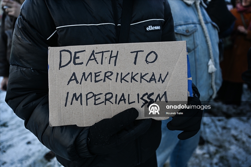 Hollanda’da ABD’nin Venezuela’ya askeri müdahalesi protesto edildi