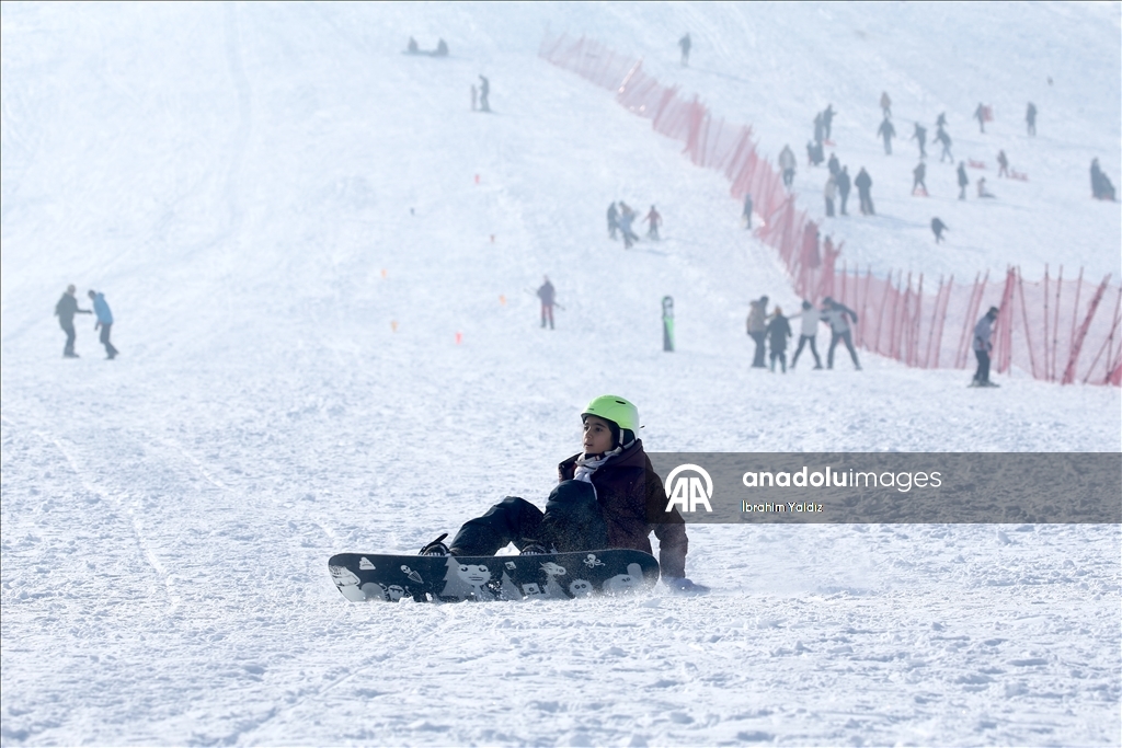 В турецком Муше начался горнолыжный сезон