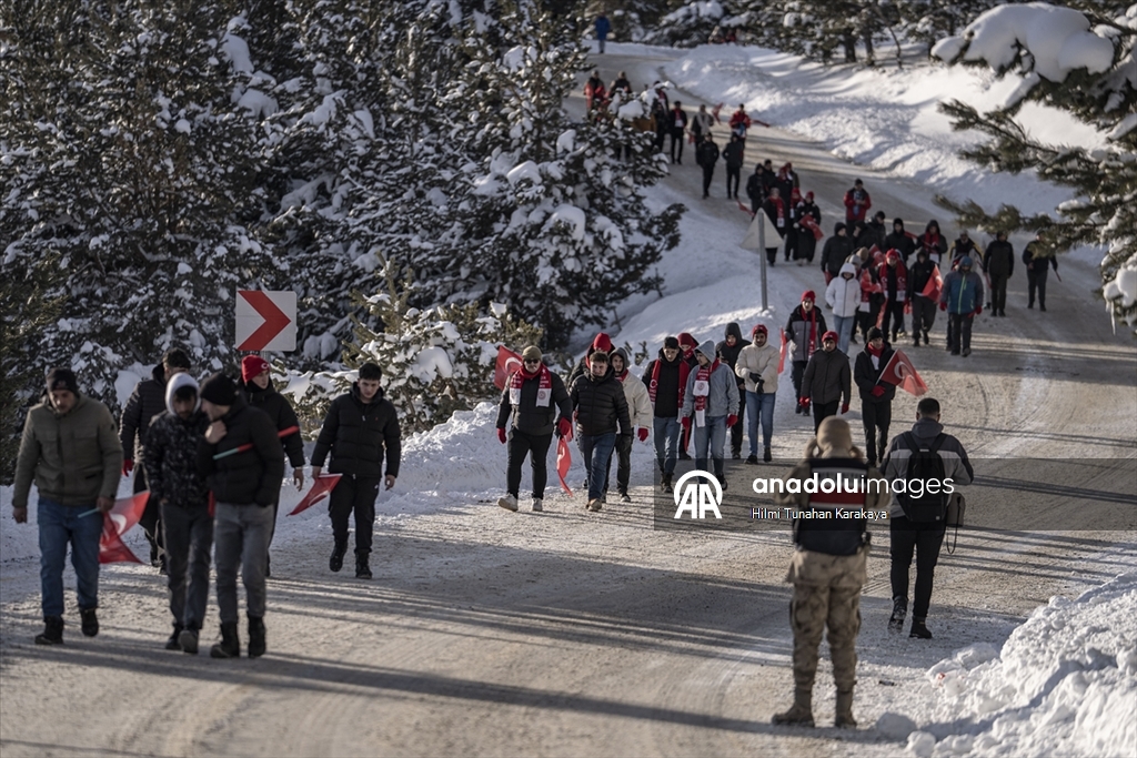 Türkiye, Sarıkamış şehitlerini anmak için Allahuekber Dağları'nda bir araya geldi