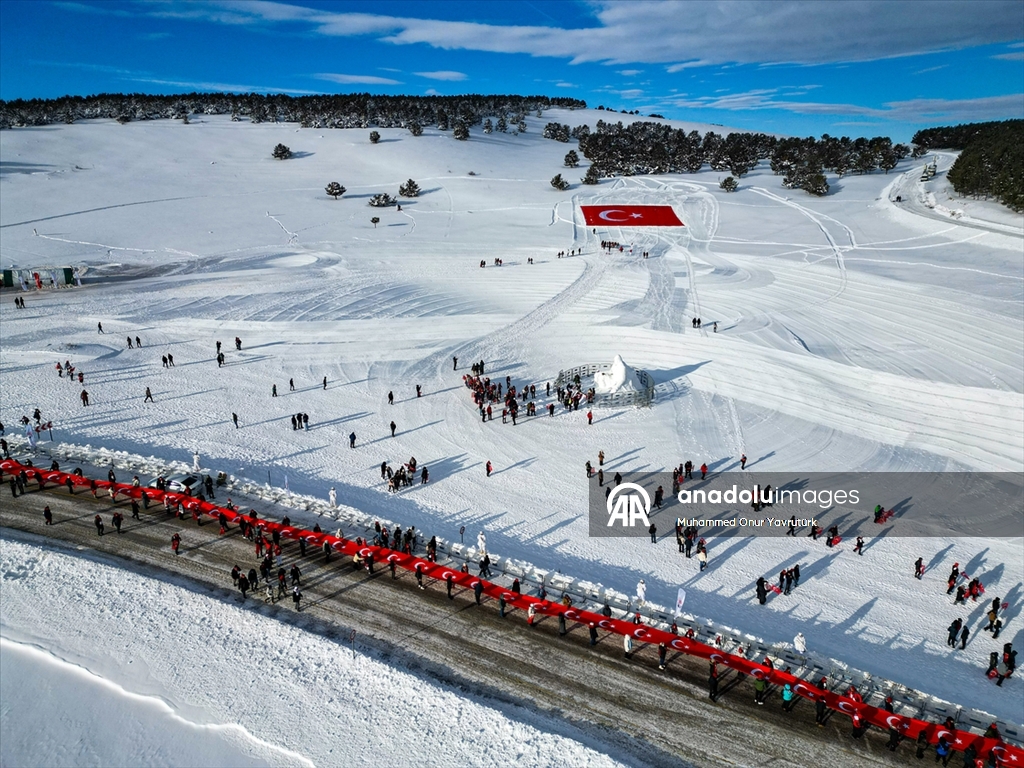 Türkiye, Sarıkamış şehitlerini anmak için Allahuekber Dağları'nda bir araya geldi