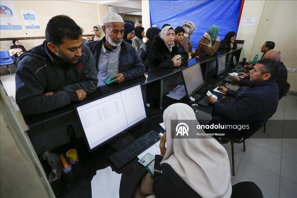 Gazze’de UNRWA kliniği, ilaç ve malzeme eksikliğine rağmen hizmet vermeyi sürdürüyor