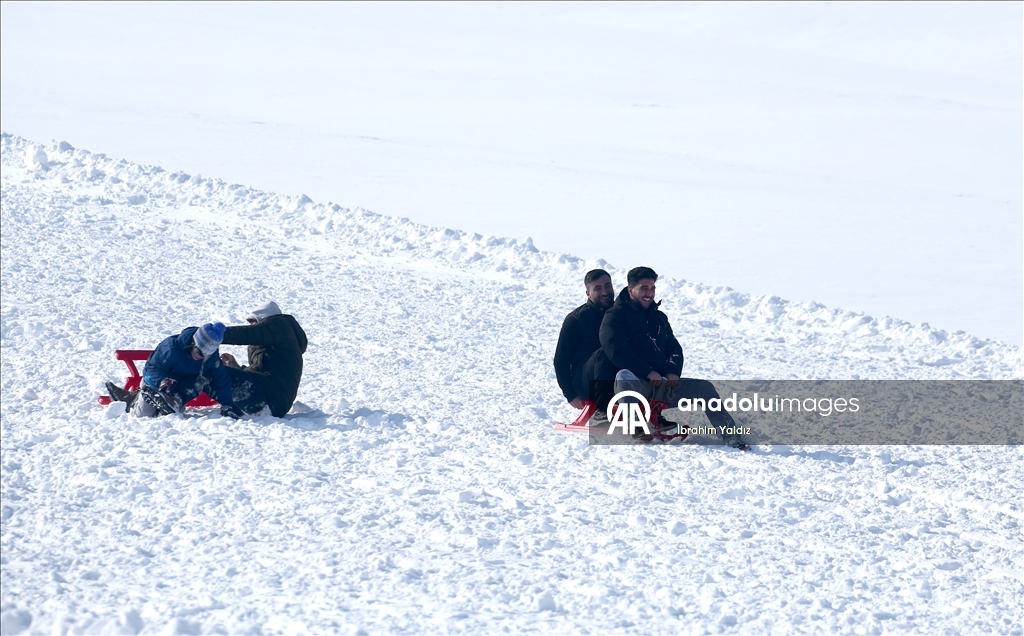 В турецком Муше начался горнолыжный сезон