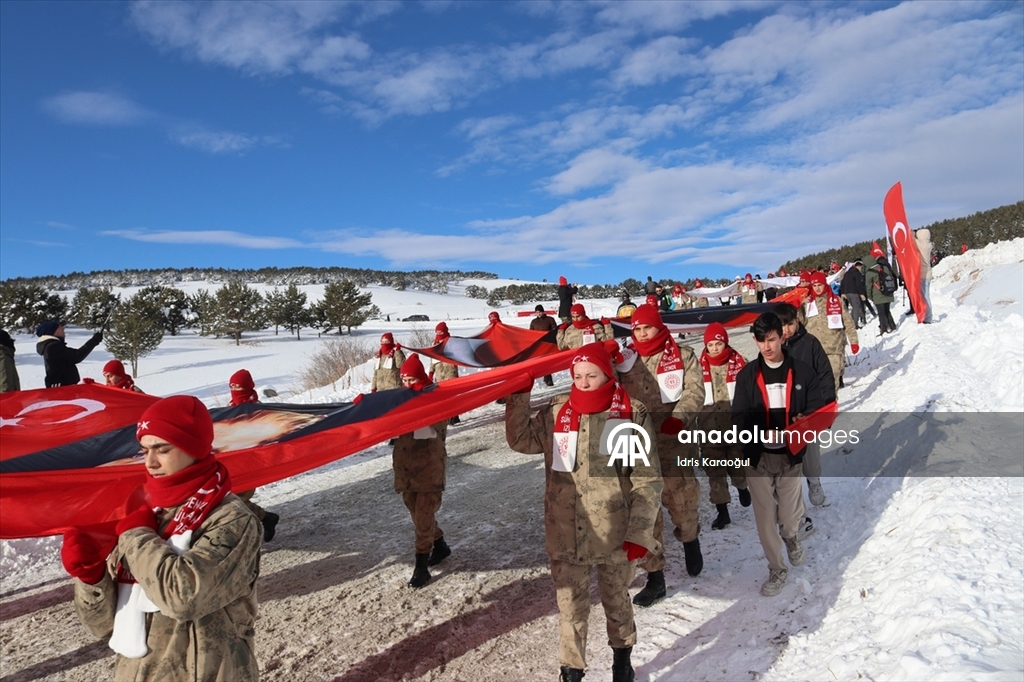 Türkiye, Sarıkamış şehitlerini anmak için Allahuekber Dağları'nda bir araya geldi
