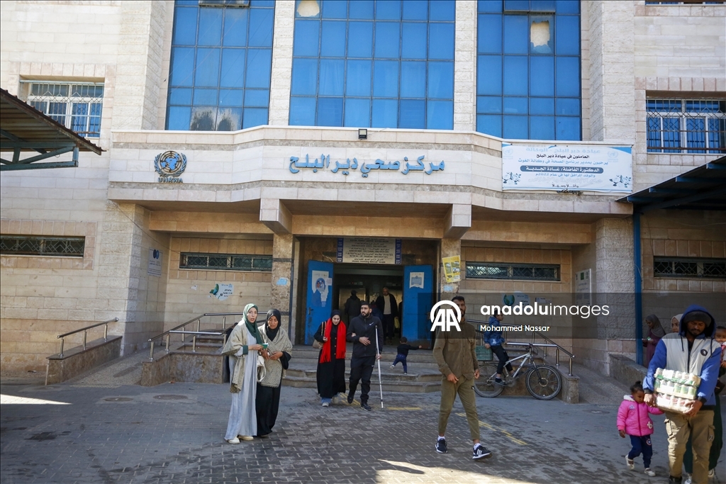 Gazze’de UNRWA kliniği, ilaç ve malzeme eksikliğine rağmen hizmet vermeyi sürdürüyor
