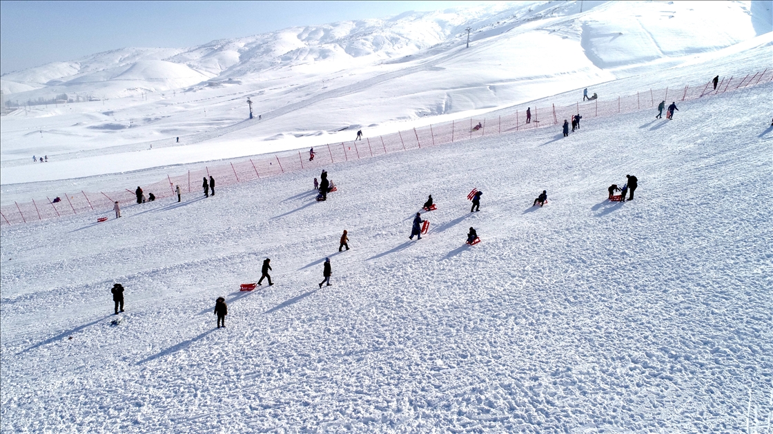 В турецком Муше начался горнолыжный сезон