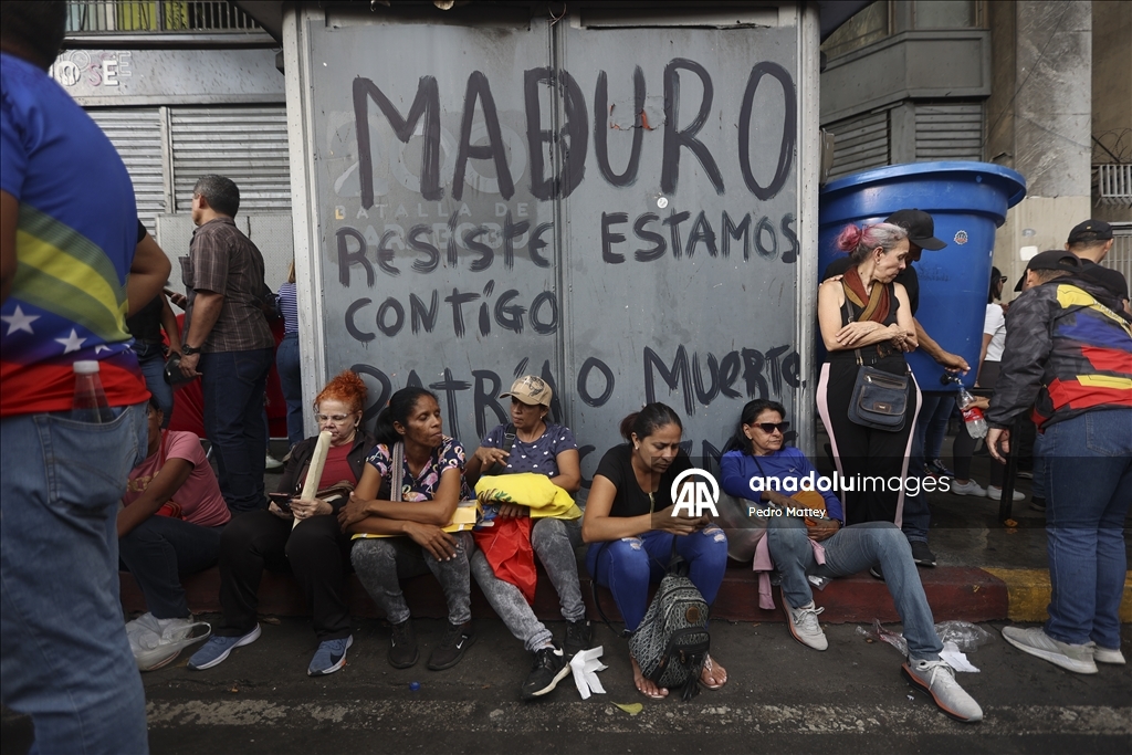 Жители Каракаса протестуют против захвата военными США президента Венесуэлы