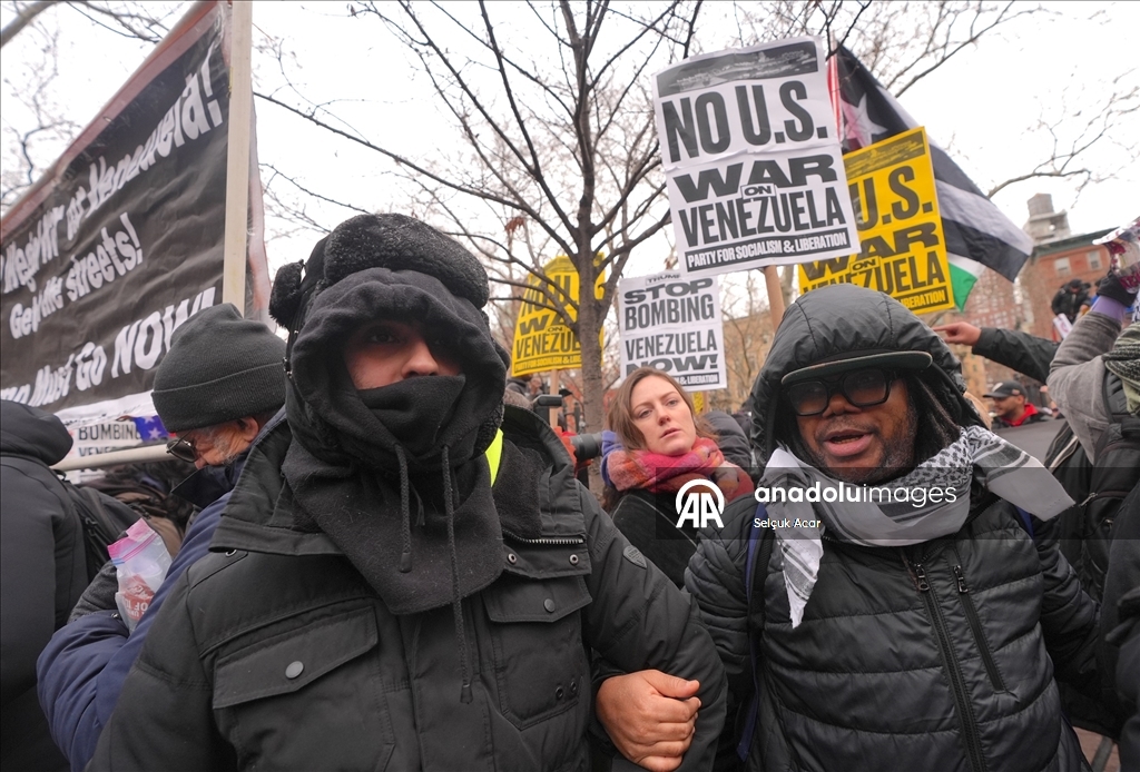 Maduro’nun hakim karşısına çıktığı federal mahkeme önünde gösteri
