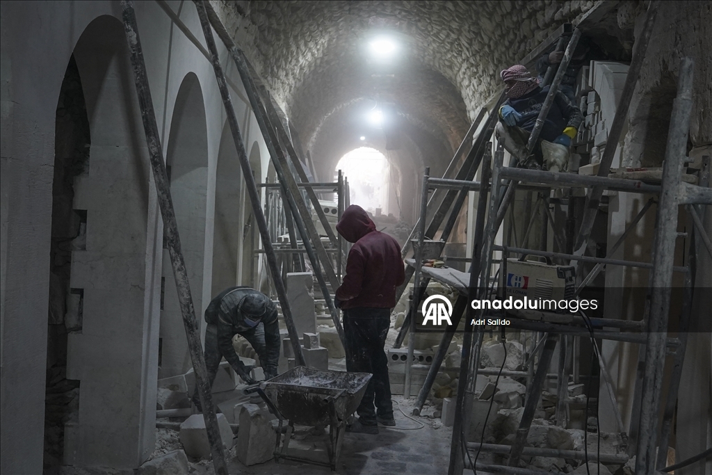 Сирийский Алеппо хранит следы войны