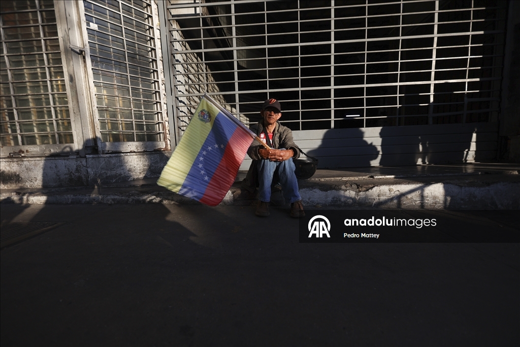 Жители Каракаса протестуют против захвата военными США президента Венесуэлы