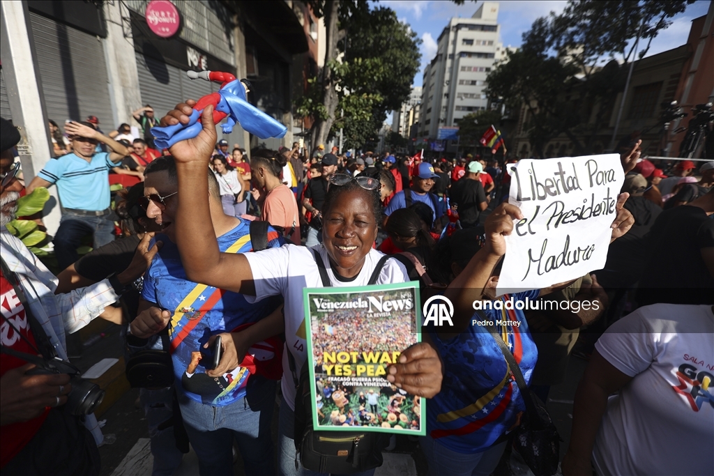 Жители Каракаса протестуют против захвата военными США президента Венесуэлы