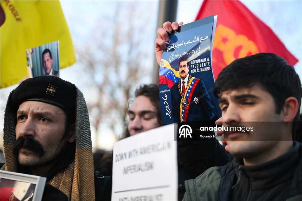 В Нидерландах прошла акция протеста против атак США в Венесуэле