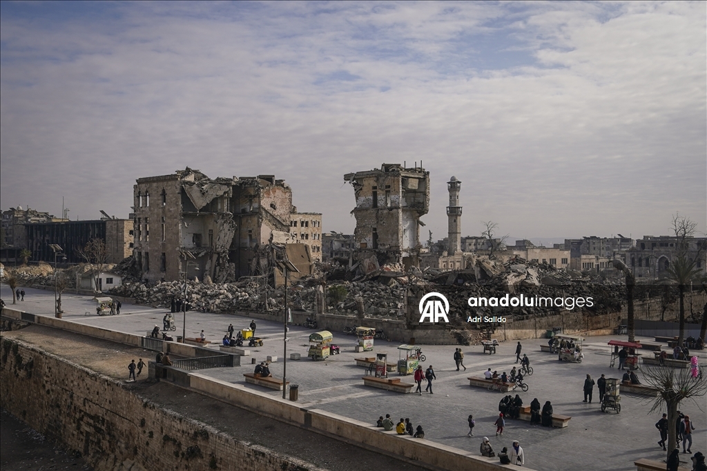 Сирийский Алеппо хранит следы войны