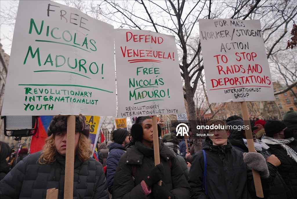 Maduro’nun hakim karşısına çıktığı federal mahkeme önünde gösteri