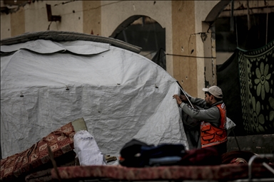 В Газе спасатели несут службу в палатках, установленных на побережье