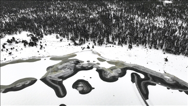 Aladağ Göleti dondu