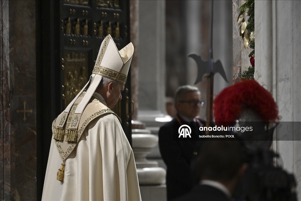 Папа Лев XIV закрыл Святую дверь накануне праздника Богоявления