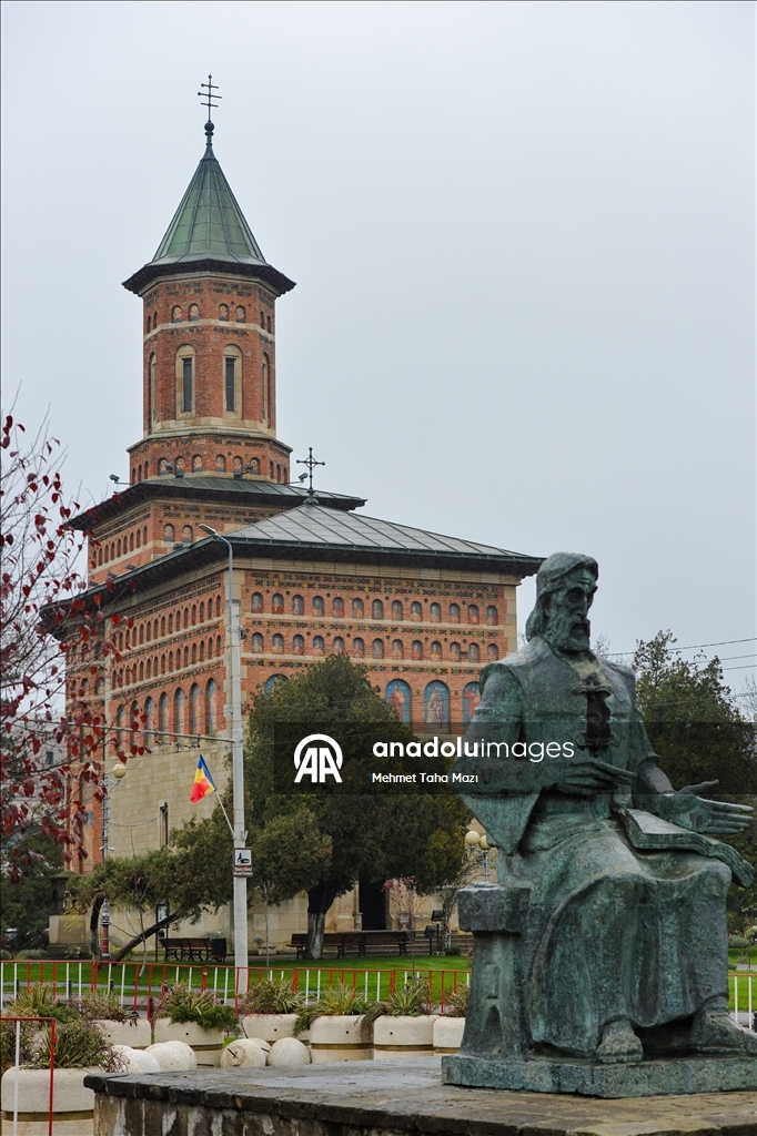 Яссы - крупный культурный и религиозный центр Румынии