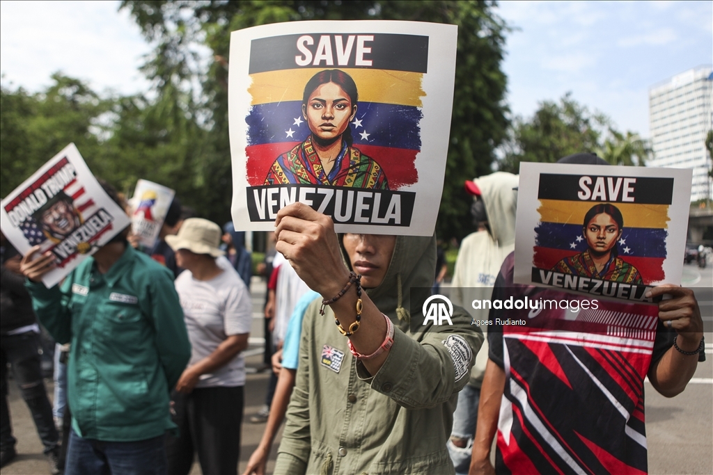 Антиамериканская акция протеста в Джакарте