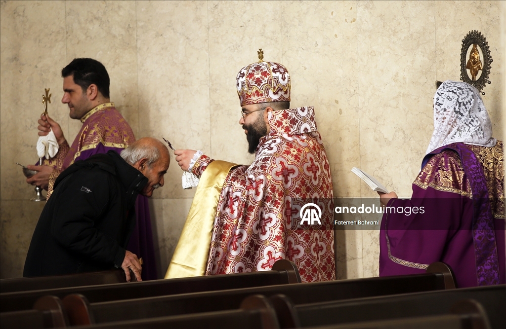 Православные христиане в Тегеране приняли участие в рождественском богослужении