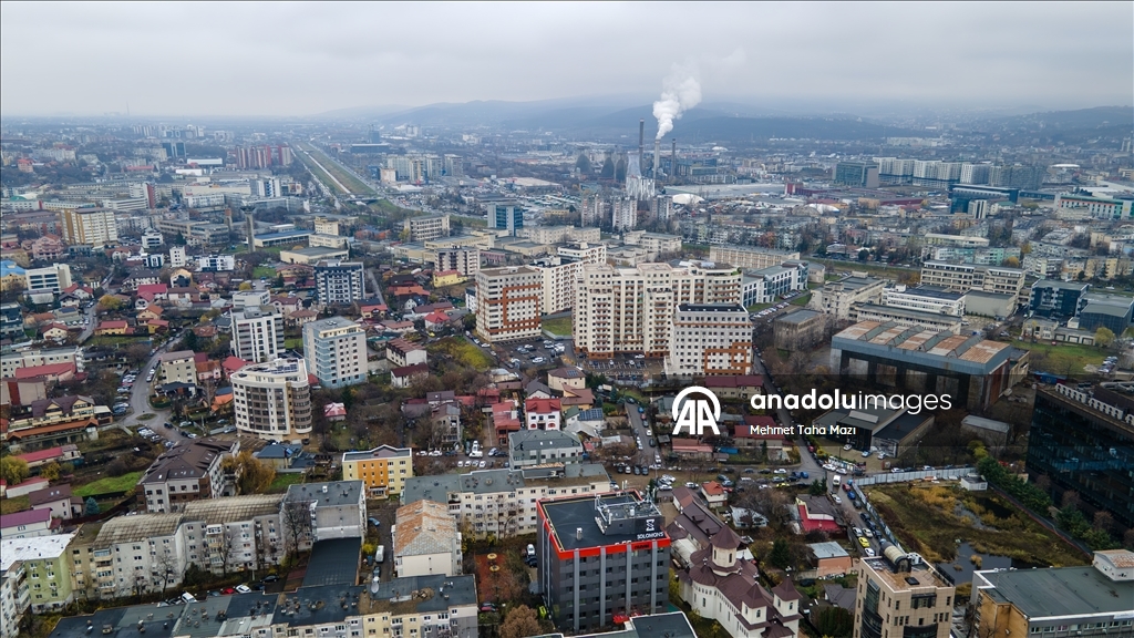 Romanya’nın kültür ve inanç merkezi Yaş, tarihi yapılarıyla öne çıkıyor