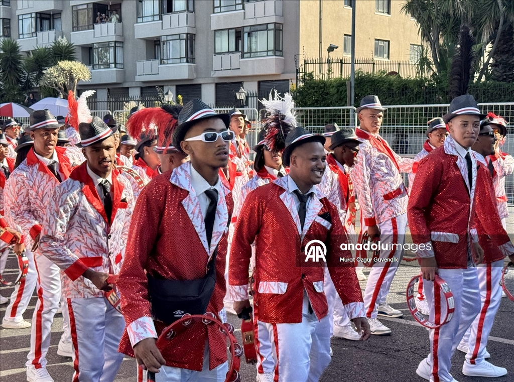 Яркая традиция на пути от рабства к свободе в Южной Африке: карнавал Kaapse Klopse