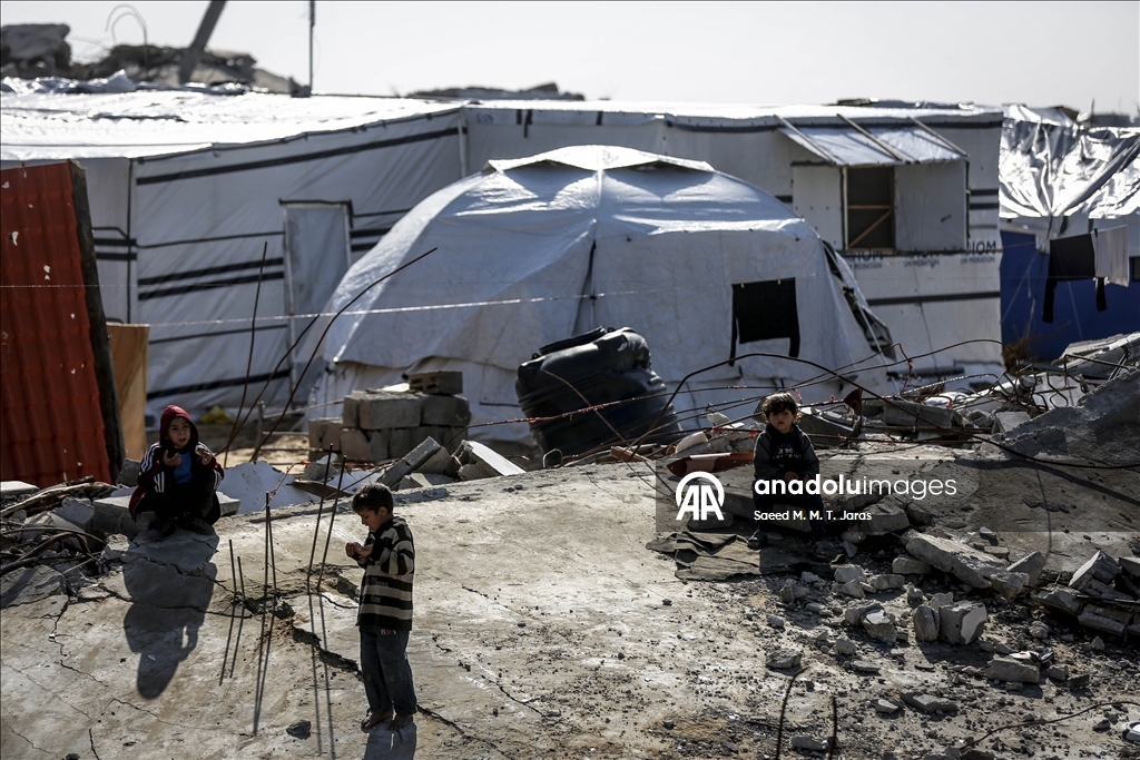 İsrail’in harabeye çevirdiği Cibaliye'de günlük yaşam