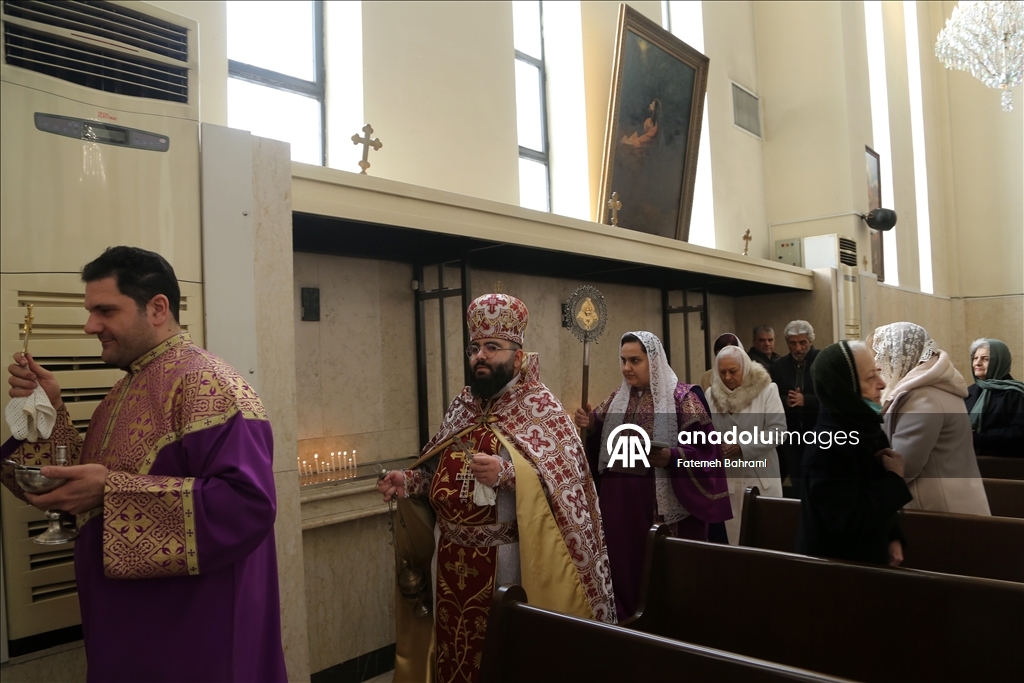 Православные христиане в Тегеране приняли участие в рождественском богослужении