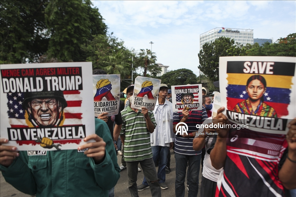 Антиамериканская акция протеста в Джакарте
