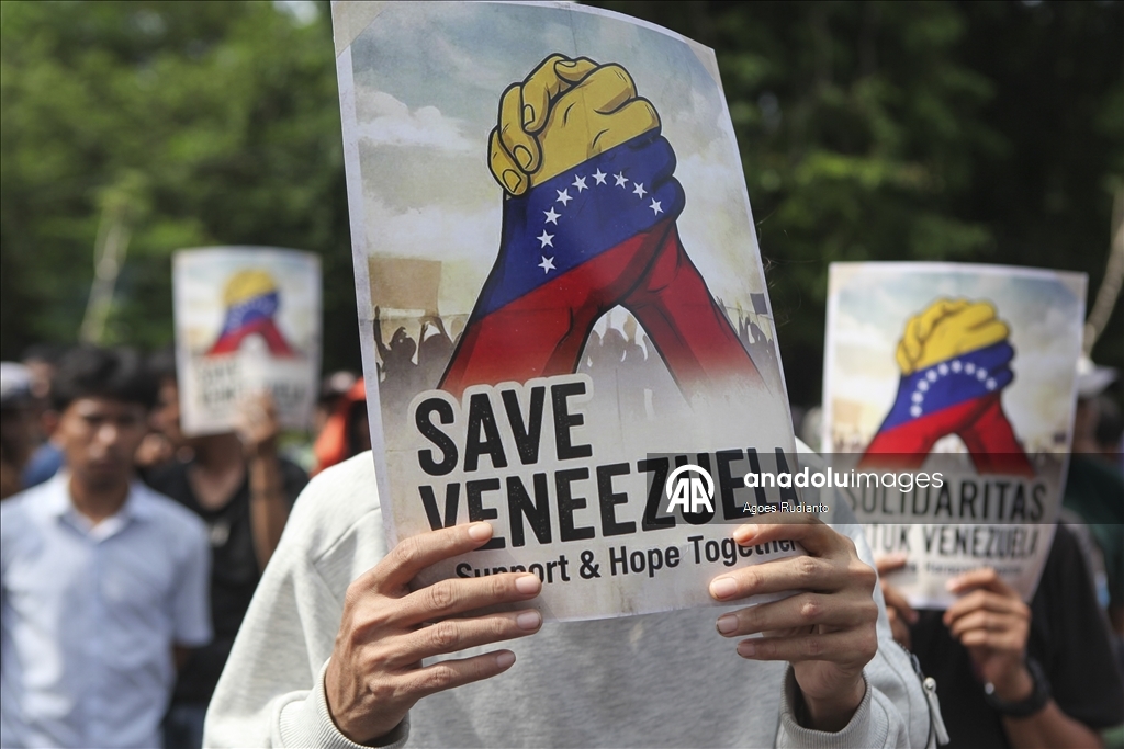 Антиамериканская акция протеста в Джакарте