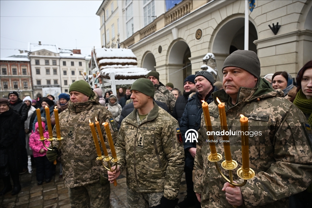 Во Львове прошло освящение воды на Богоявление