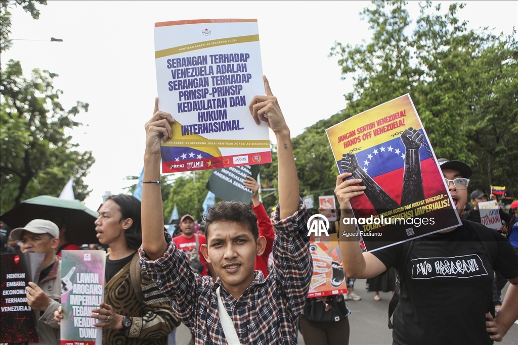 Антиамериканская акция протеста в Джакарте