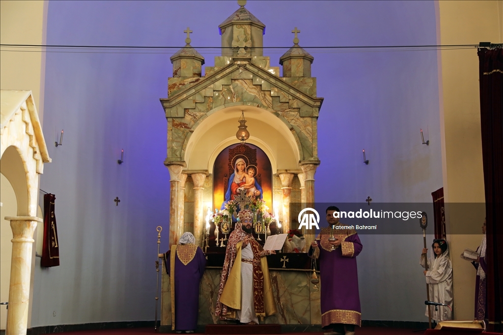 Православные христиане в Тегеране приняли участие в рождественском богослужении