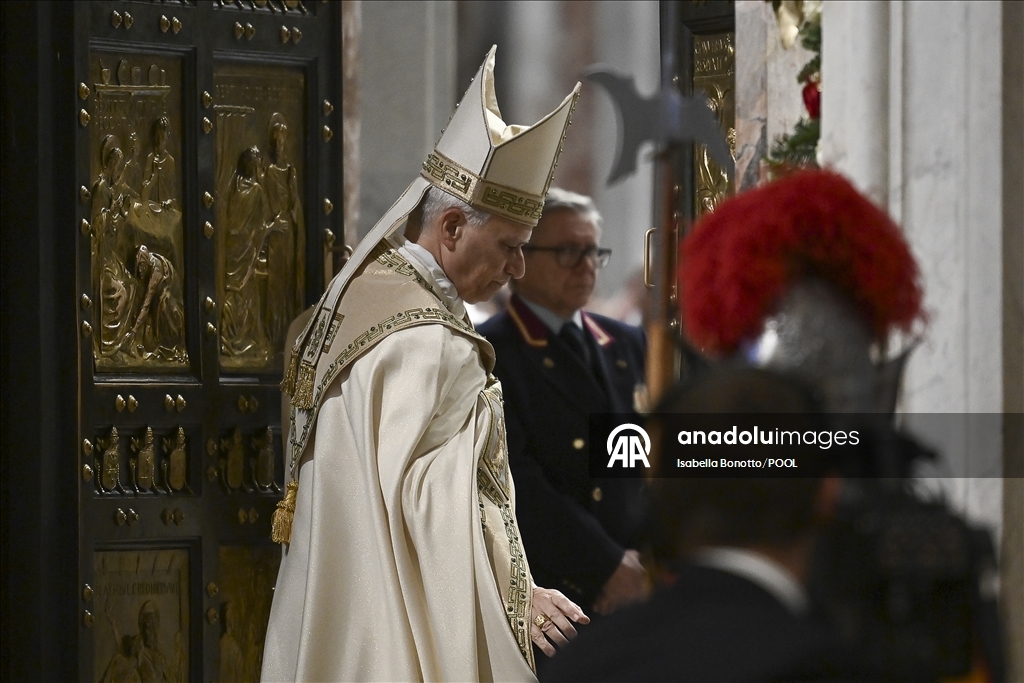 Папа Лев XIV закрыл Святую дверь накануне праздника Богоявления
