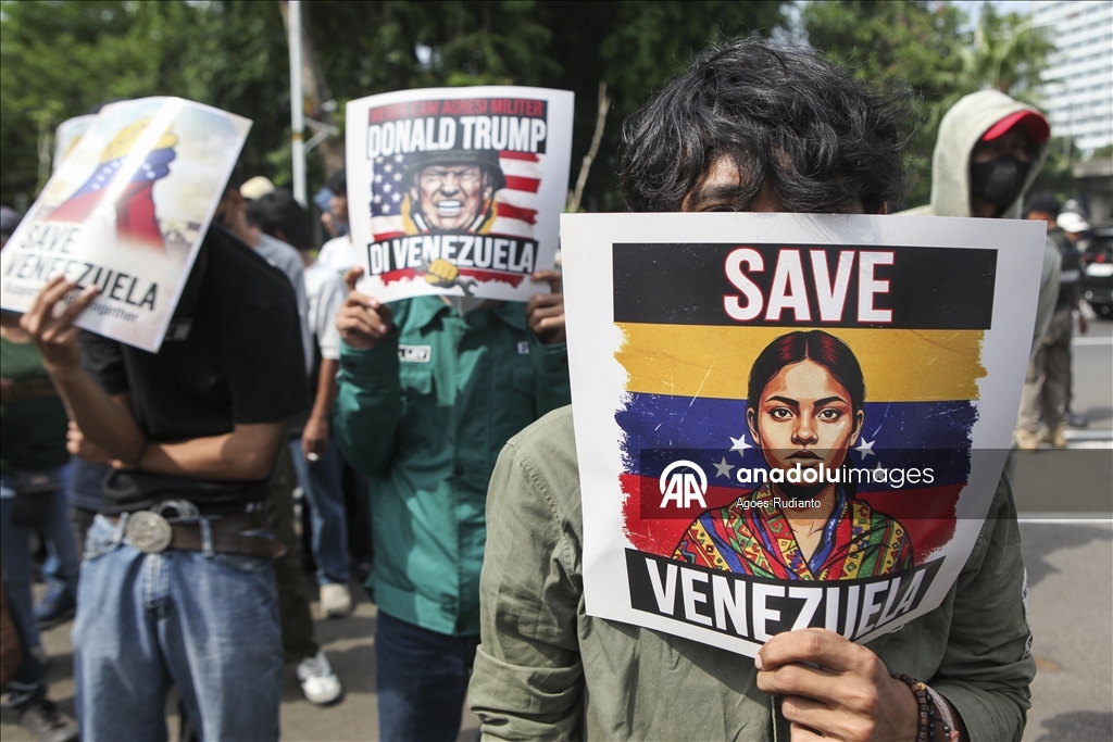 Антиамериканская акция протеста в Джакарте