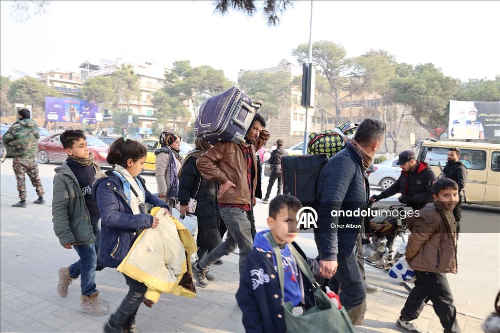 Halep’te PKK/YPG’nin başlattığı çatışmalar nedeniyle binlerce sivil güvenli bölgelere geçiyor