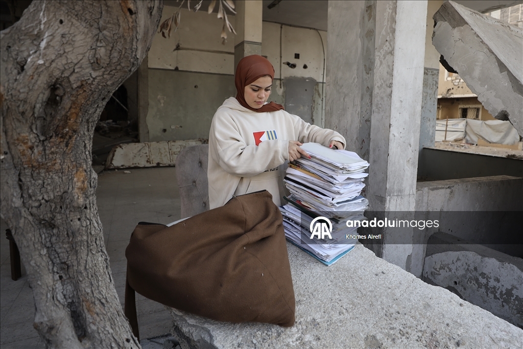 Palestinian student seeks scholarship after excelling academically despite difficult conditions in Gaza