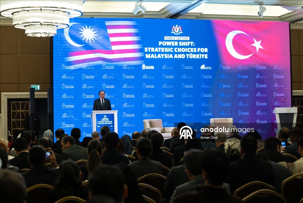 В Турции при поддержке SETA состоялась конференция «Смещение силы: стратегические выборы для Малайзии и Турции»