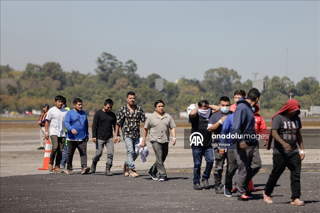 Депортированные из США мигранты вернулись в Гватемалу